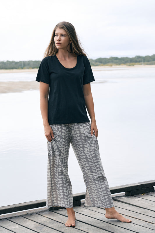 Top - The Perfect T Black