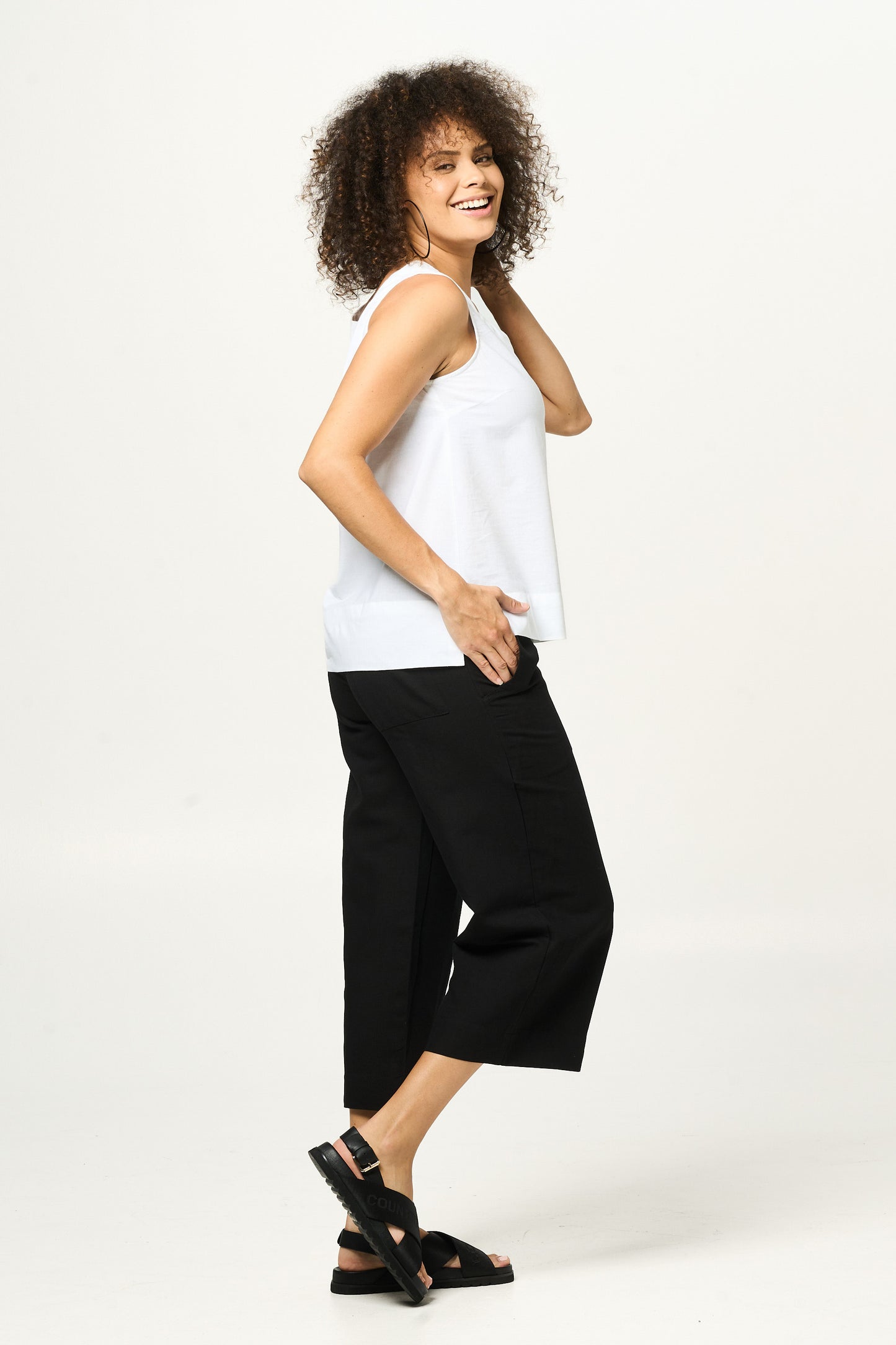 Pant Gita- Black Cotton Linen Blend