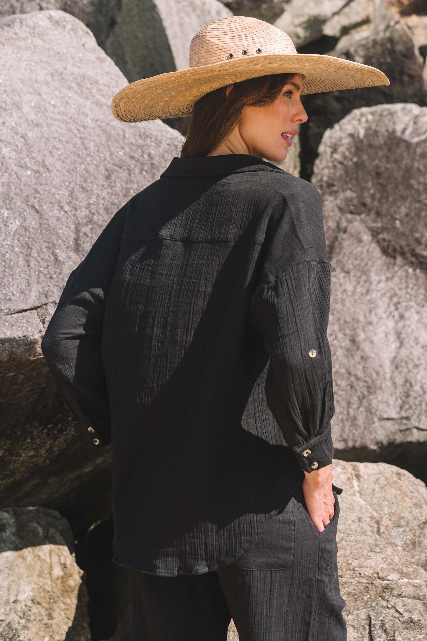Top Cove Shirt - Black Gauze Textured Cotton